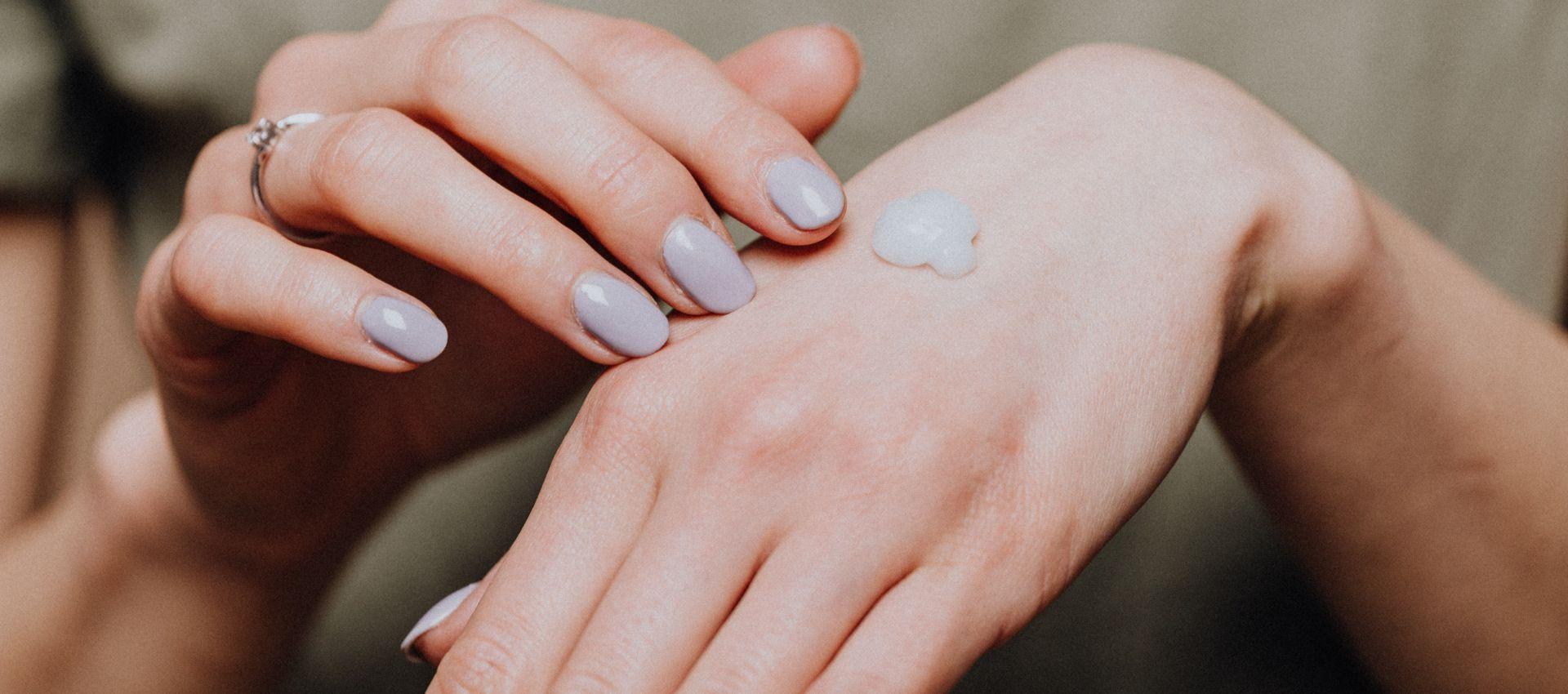 Tangan kamu juga butuh Exfoliating agar lebih bersih