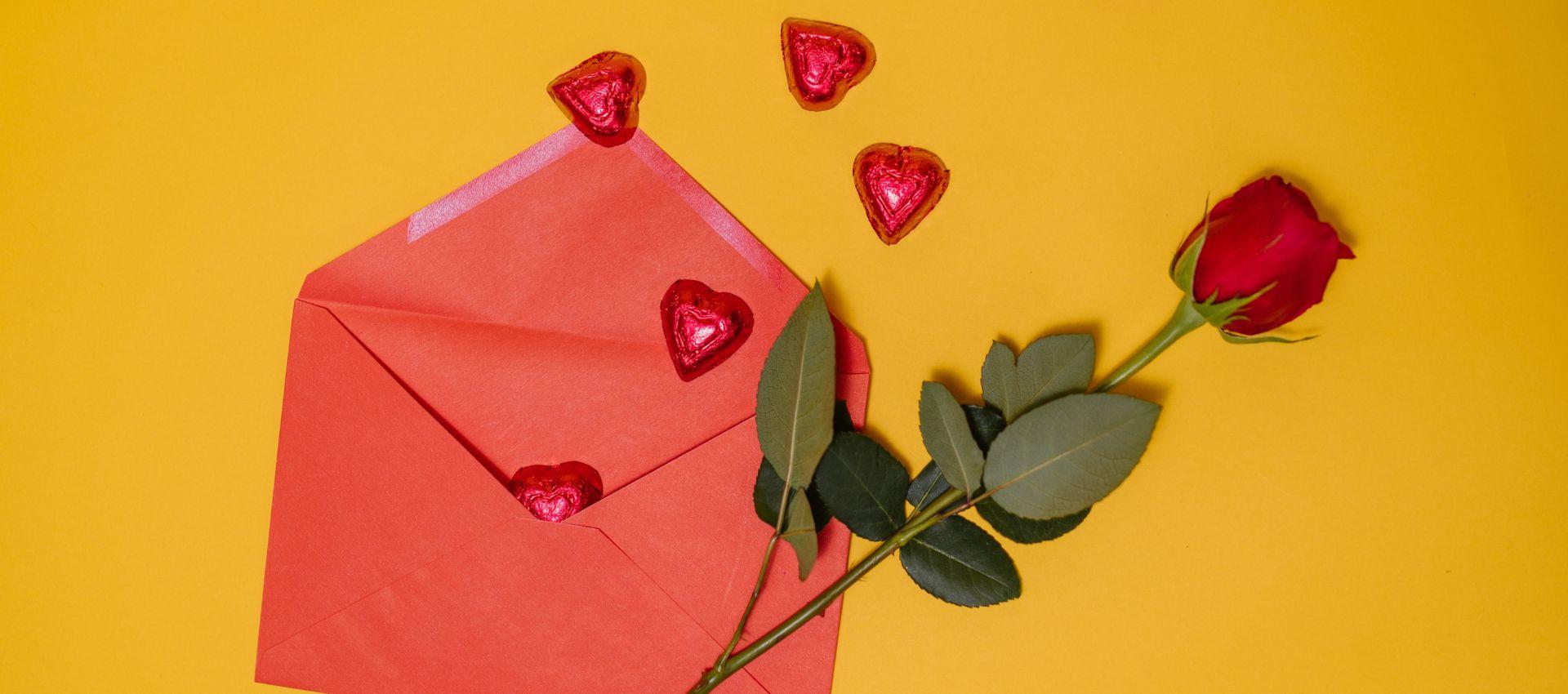 Hadiah Valentine tidak Melulu Coklat dan Bunga Loh!